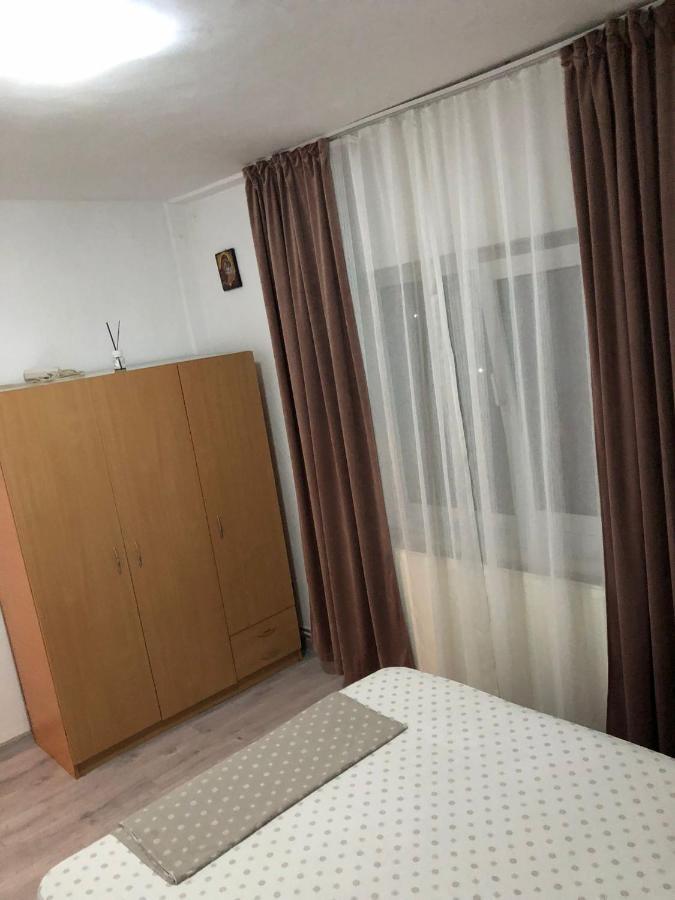 Apartament Targoviste In Regim Hotelier Cu 2 Camere Εξωτερικό φωτογραφία